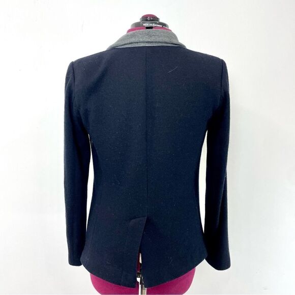 J. Crew Gray Navy Wool Cotton Blend Blazer Size 4 Lightweight Unstruckted - Picture 4 of 11